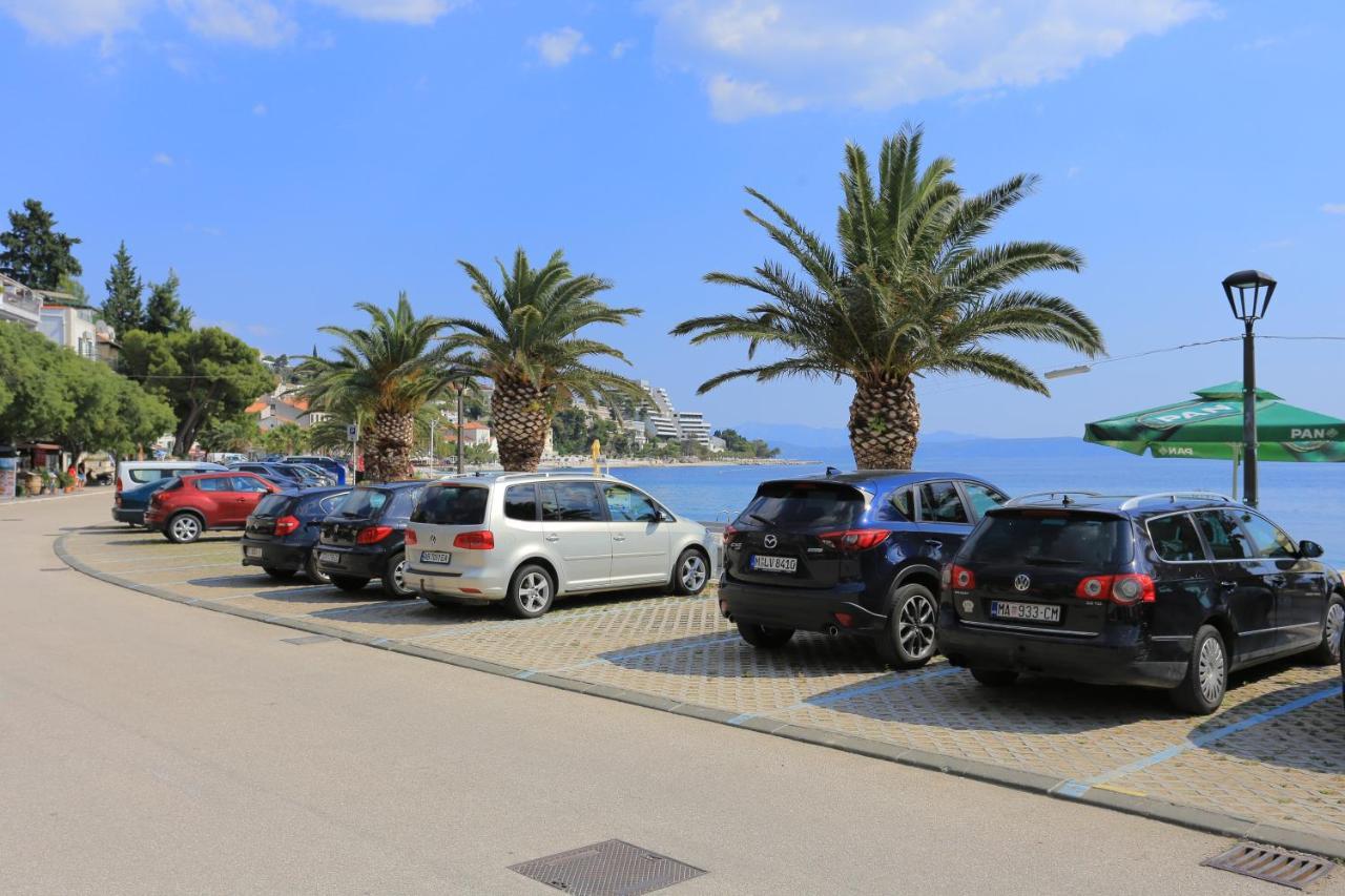 Apartments By The Sea Podgora, Makarska - 18918 Екстериор снимка