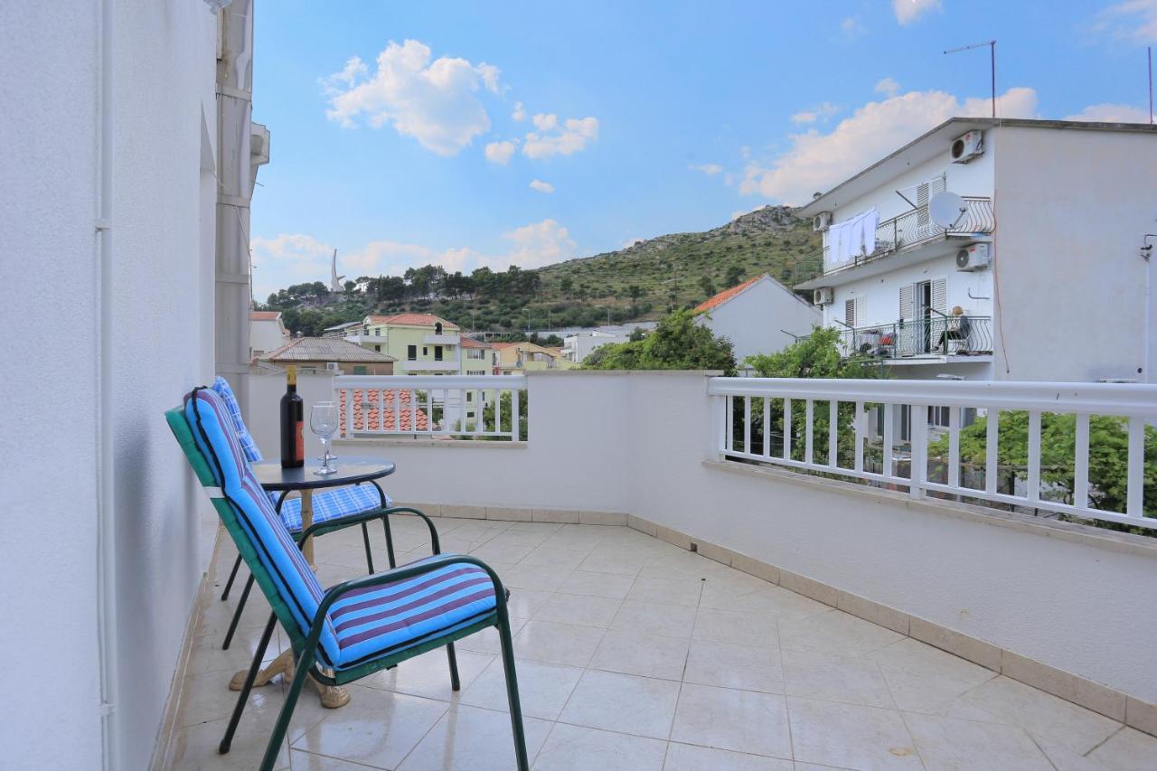 Apartments By The Sea Podgora, Makarska - 18918 Екстериор снимка